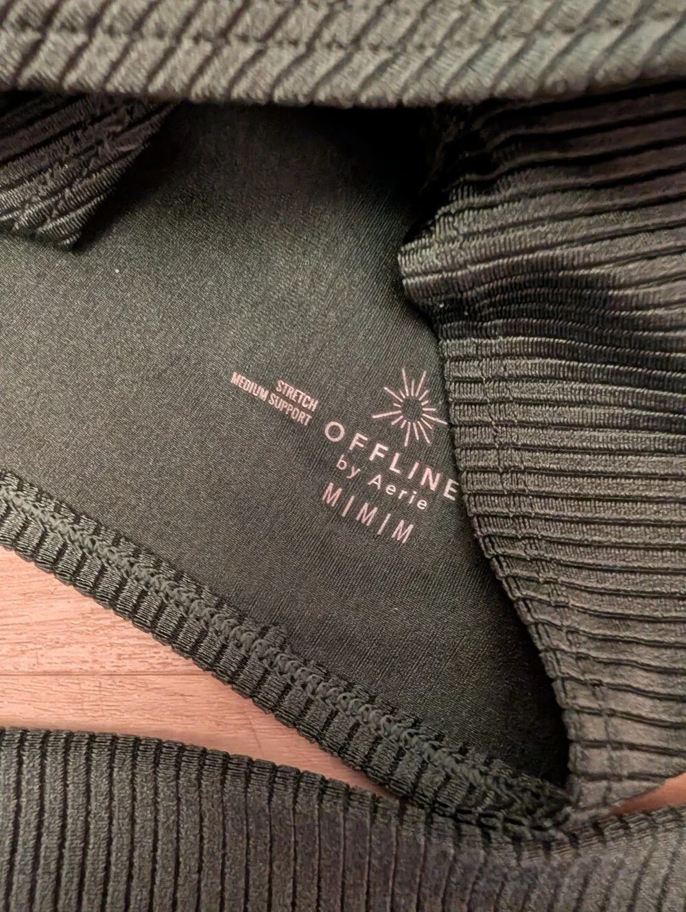 MATCHING SET: Aerie Offline Ribbed Metallic Green Top And Leggings Workout set